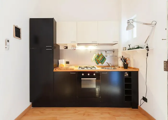 Sabelli Nightlife Apartment-la Sapienza-termini Station